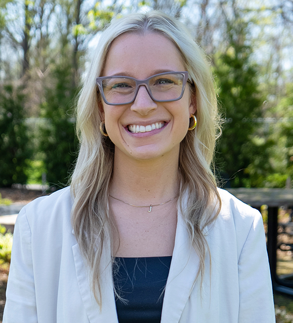 photo of Samantha Farris, LMSW, IECM-E